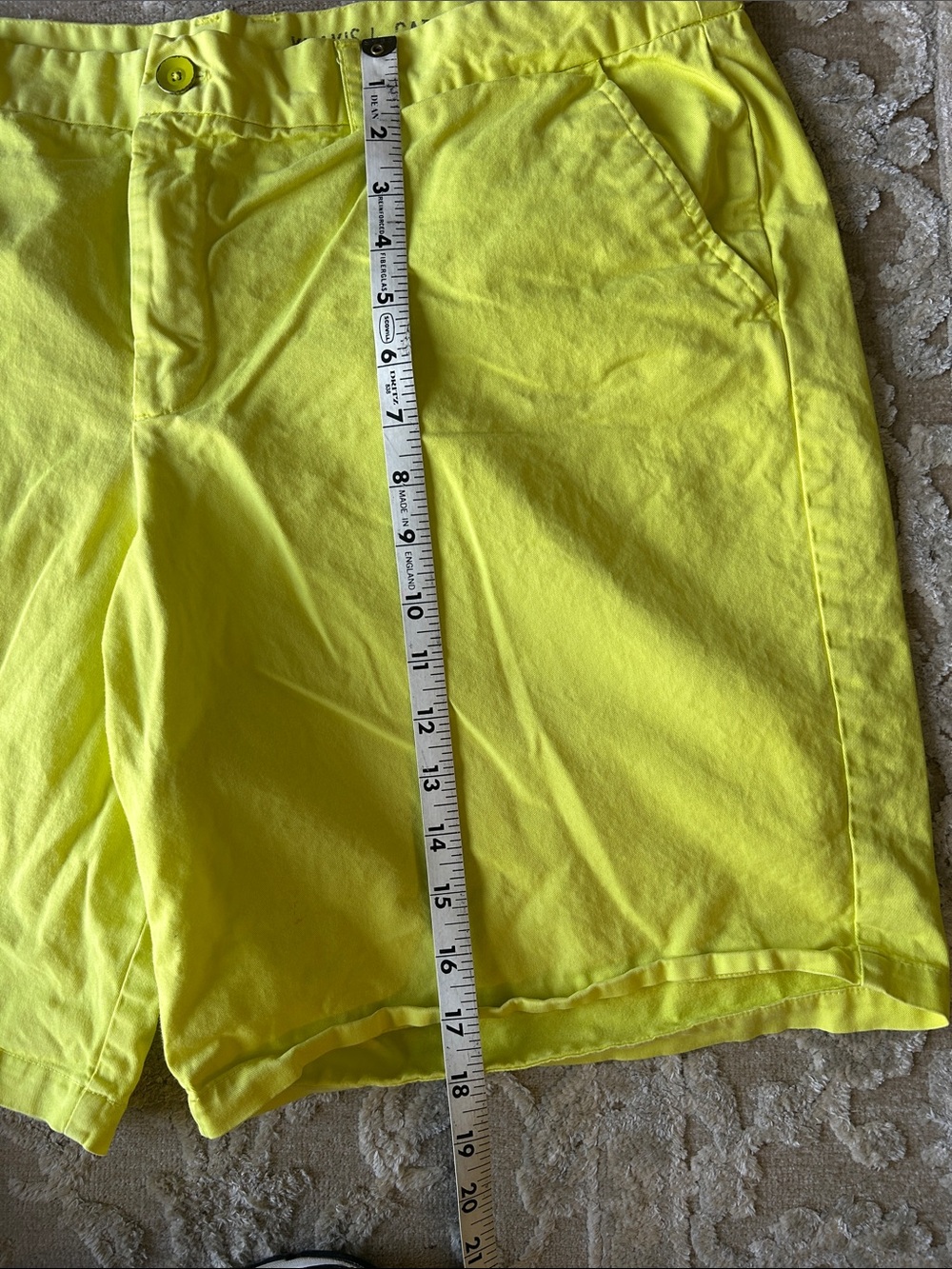 GAP Women’s Shorts - Picture 5 of 5